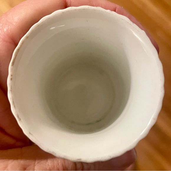 Antique WEIMAR fine china from Germany - sweet 2" x 2" toothpick holder - lovely - Picture 7 of 11